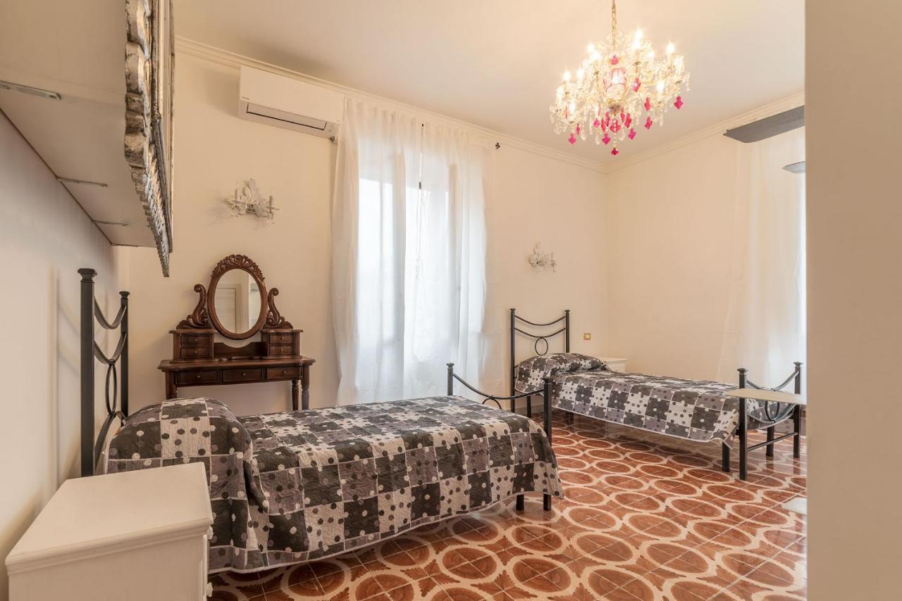 Piramide & Testaccio Design Flat Рим Екстер'єр фото